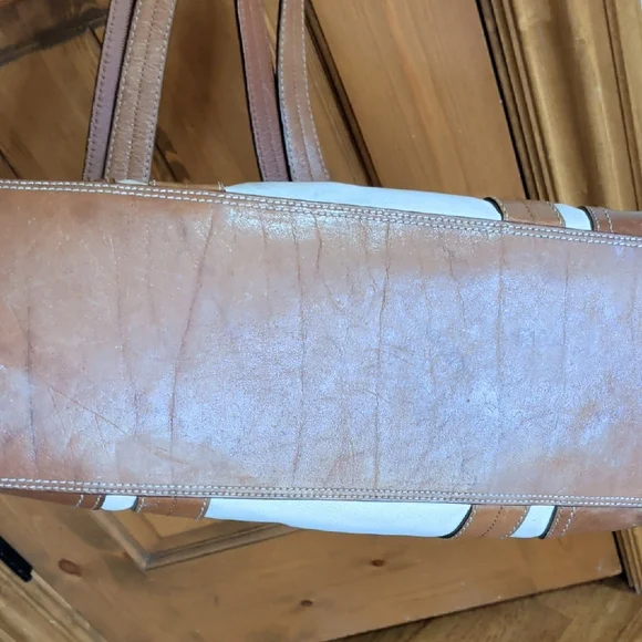 Coach White and Brown Tote Bag - Picture 8 of 11